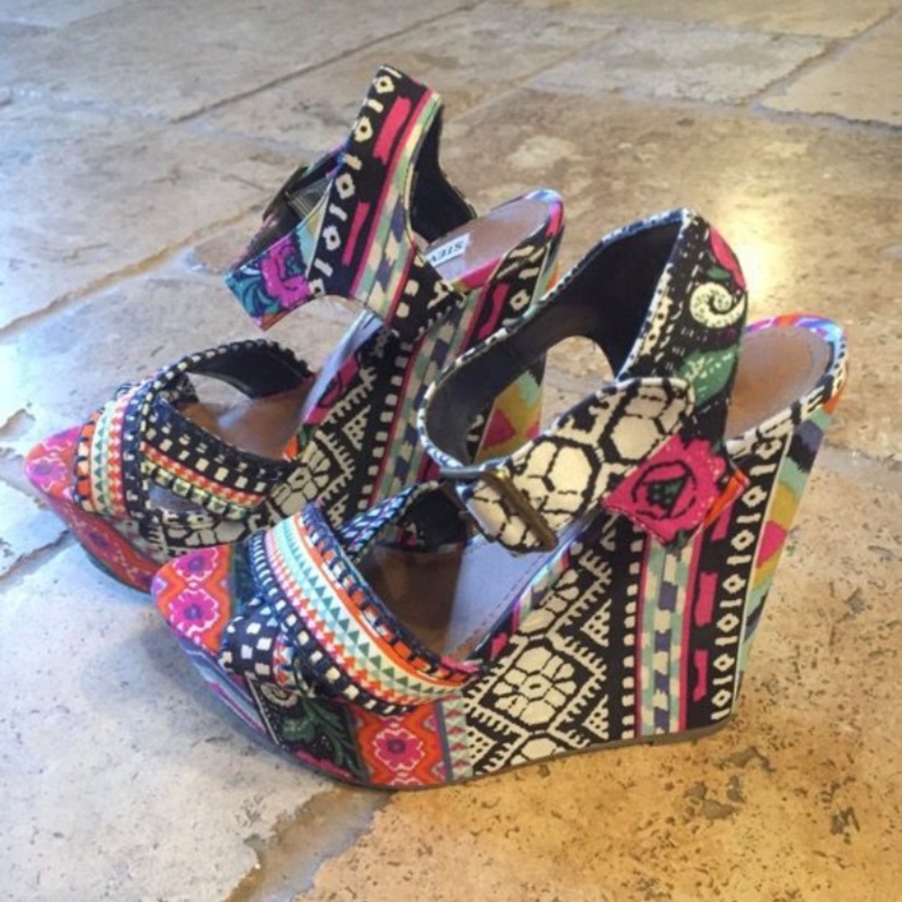 Colorful wedges
